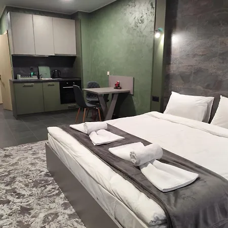 Apartment Rcr Einstein 3 *