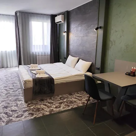 公寓 Rcr Einstein 3 *