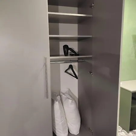 Rcr Einstein 3 公寓 *