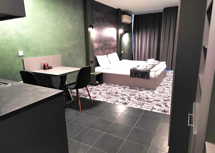 Rcr Einstein 3 Apartament