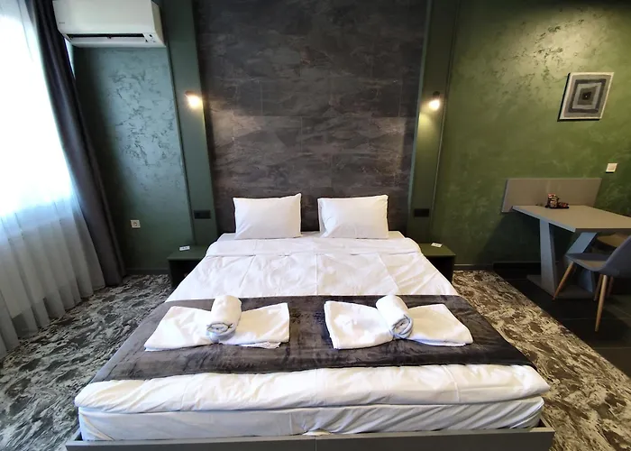 Apartament Rcr Einstein 3 *