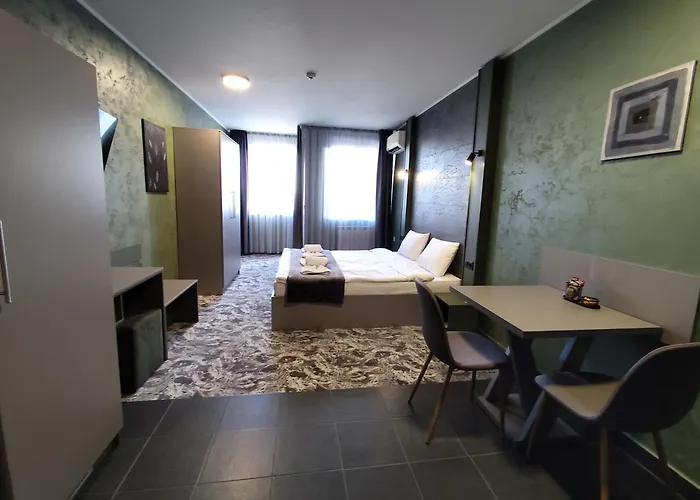 Rcr Einstein 3 Apartament