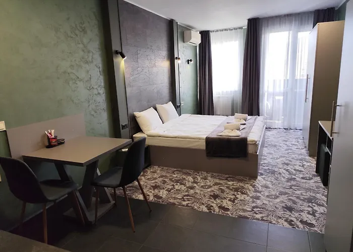 Rcr Einstein 3 Apartament *