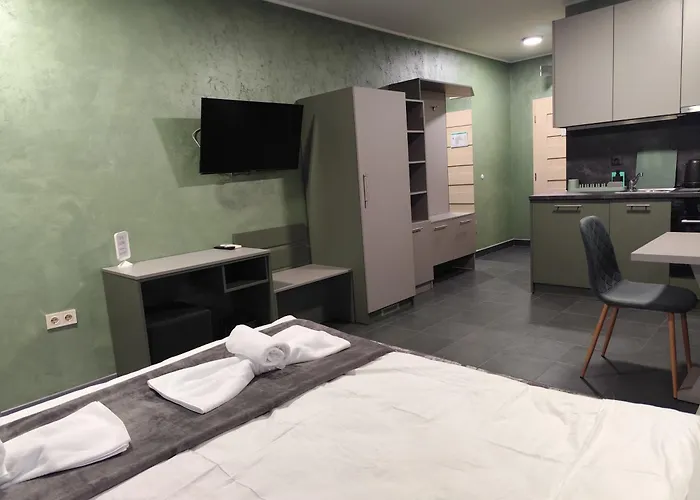 Rcr Einstein 3 Apartament